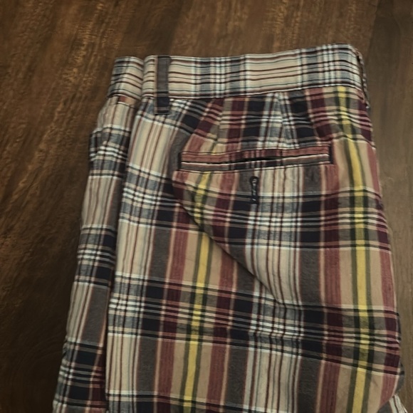 Plaid Banana Republic Shorts - Picture 3 of 5
